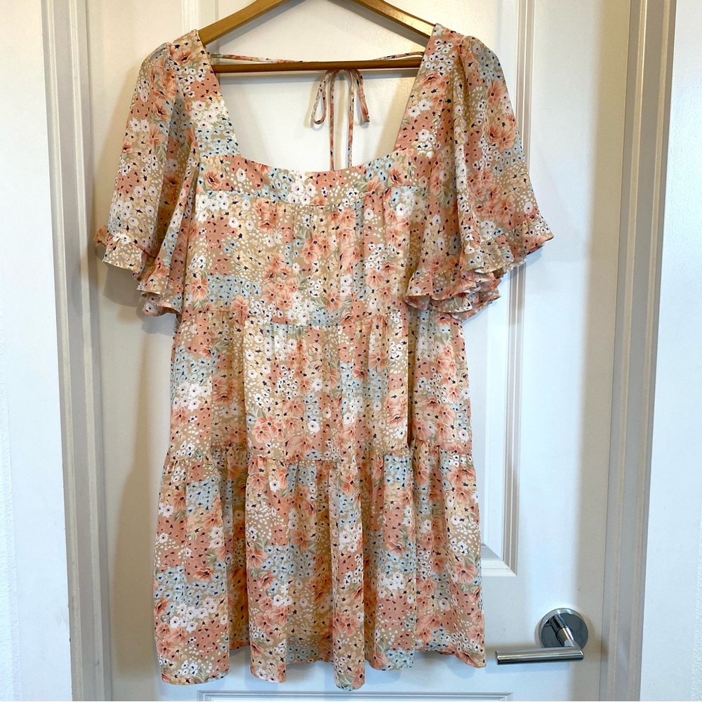 Floral Peach Tiered Mini Dress with Flutter Sleeves